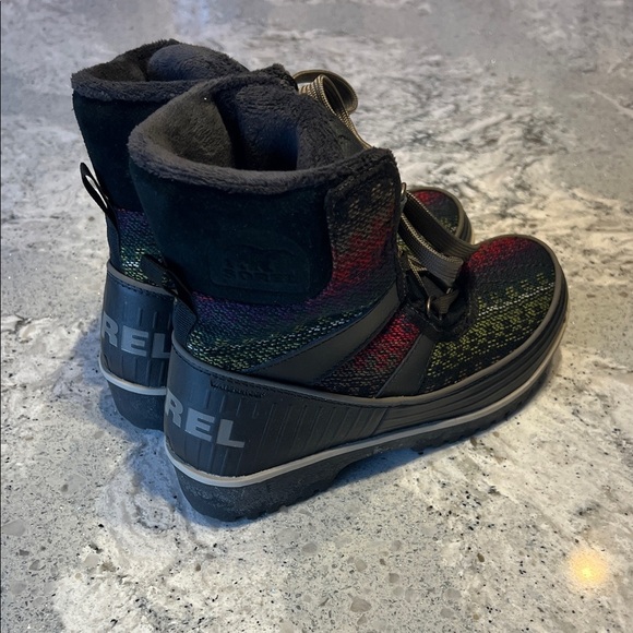 Sorel Sorel Black and Multicolor Black Winter & Rain Boots Size 6 - Picture 4 of 7